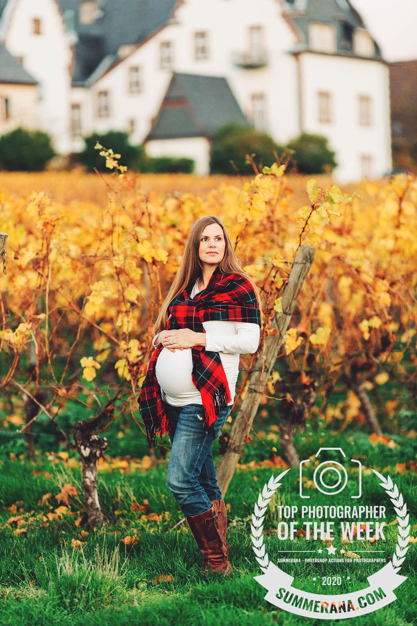A beautiful maternity session in the vineyards of Hochheim, Germany