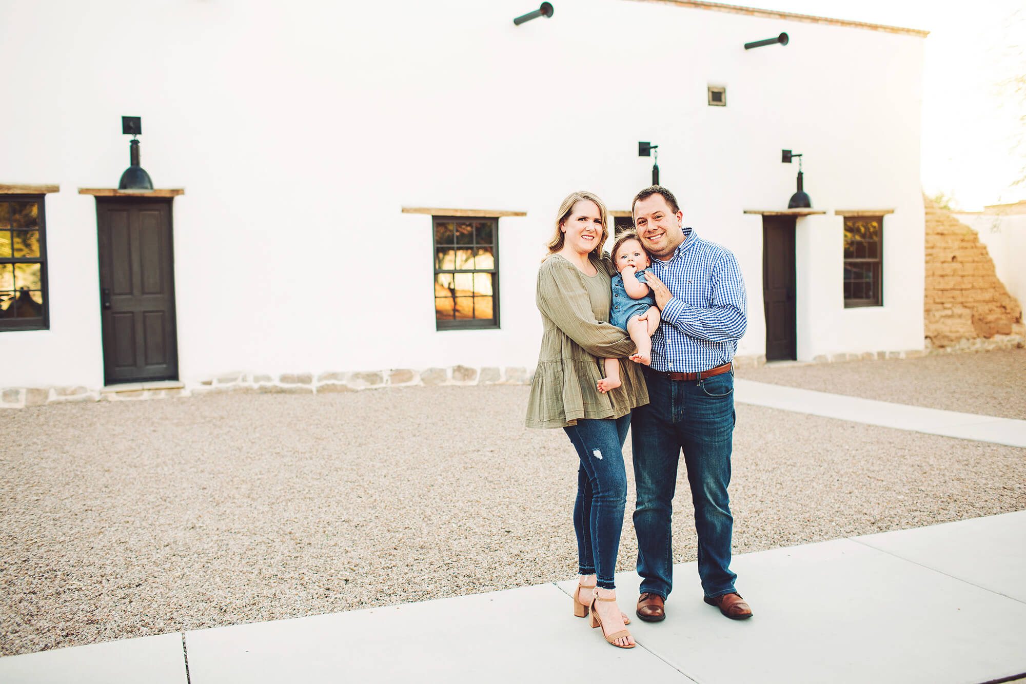 Gorgeous backdrops for this family in Barrio Viejo, Tucson