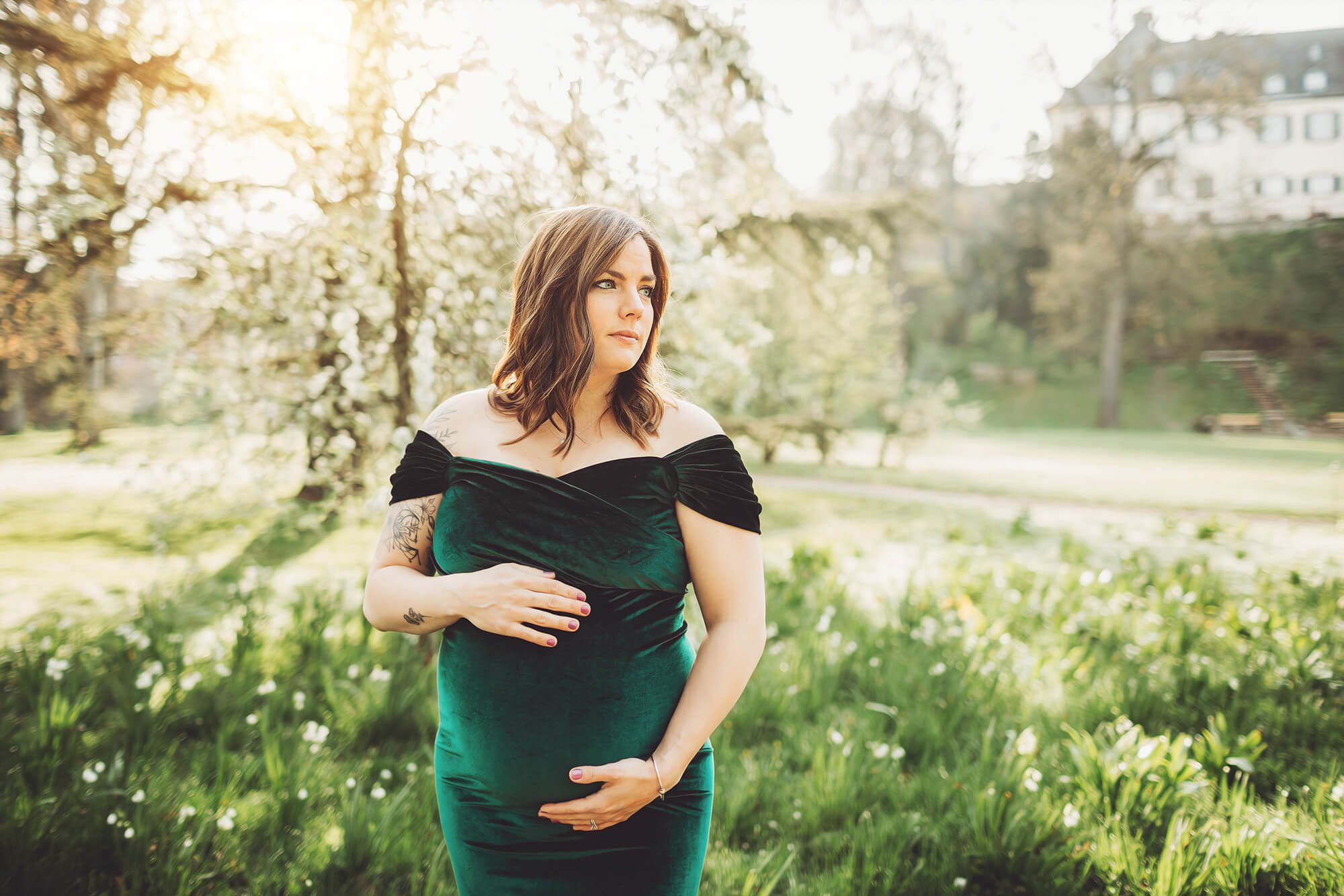 Bad Homburg maternity session at Schlosspark Bad Homburg