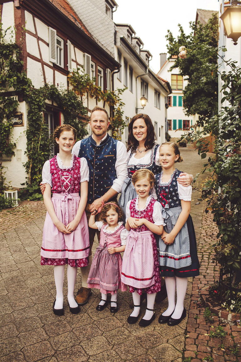 The Meador family in Bad Homburg with Kaiserslautern family photographer