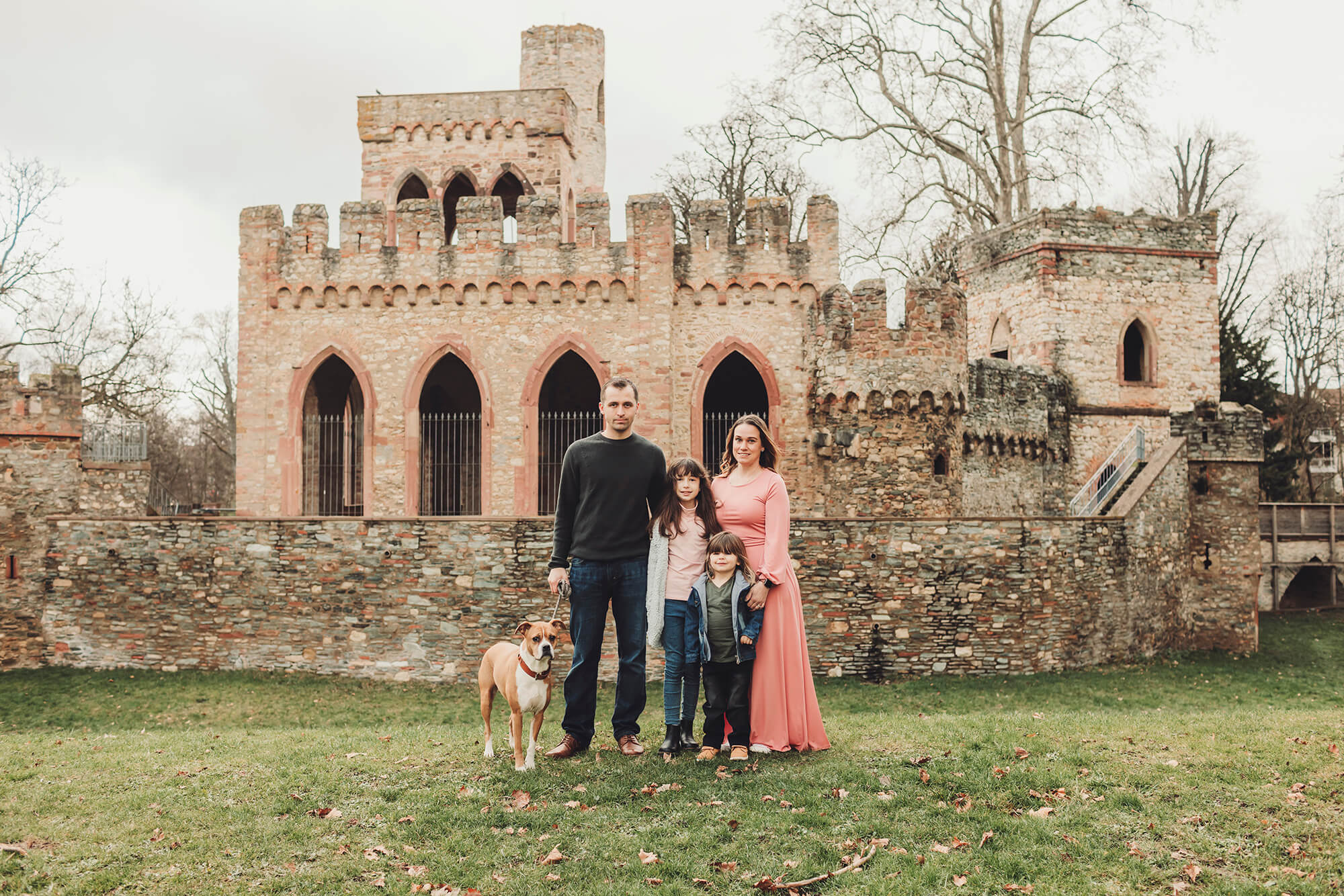 A family session at Mosburg in Biebrich park